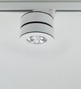 Quo – LED Ray Spot-Sofistike bir tasarım, çok yönlü hareket hem bir downlight hemde bir Ray spot, hayranlık uyandıran ışık etkisiyle neredeyse kusursuz
